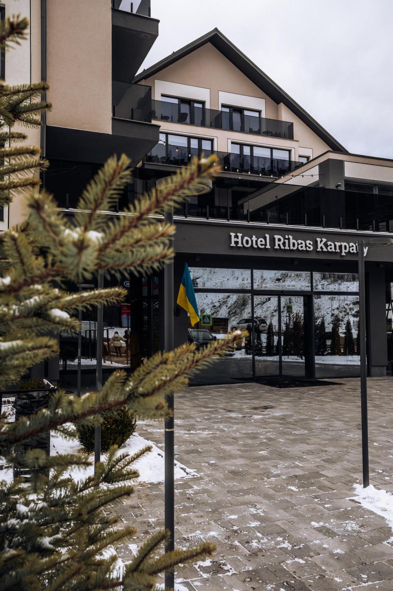 Ribas Karpaty Hotel Bukovel Exterior photo